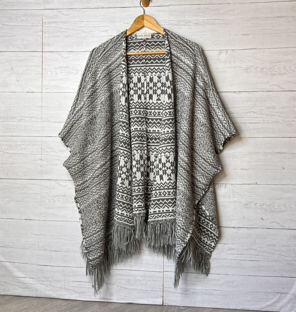 Knox Rose Sweater Womens Size XL Gray & White Aztec Geometric Poncho Cardigan